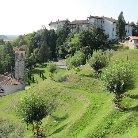 Domus Parva Pax Magna